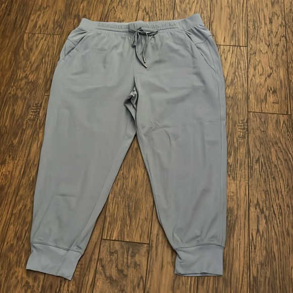 Calia by Carrie Underwood Joggers - Picture 1 of 7